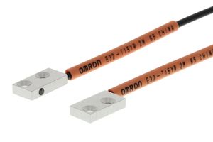 E32-T15Y 2M - OMRON